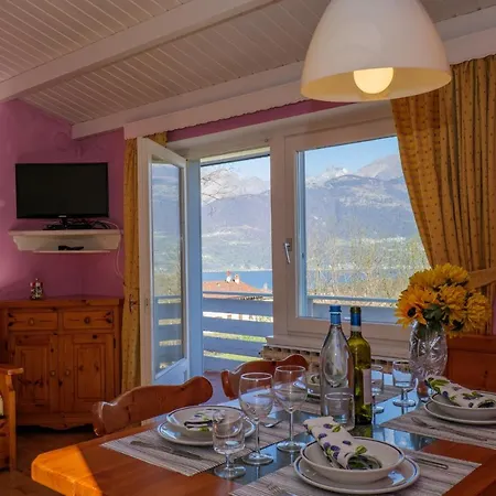 Casa Del Sole Hotel apartamentowy Colico