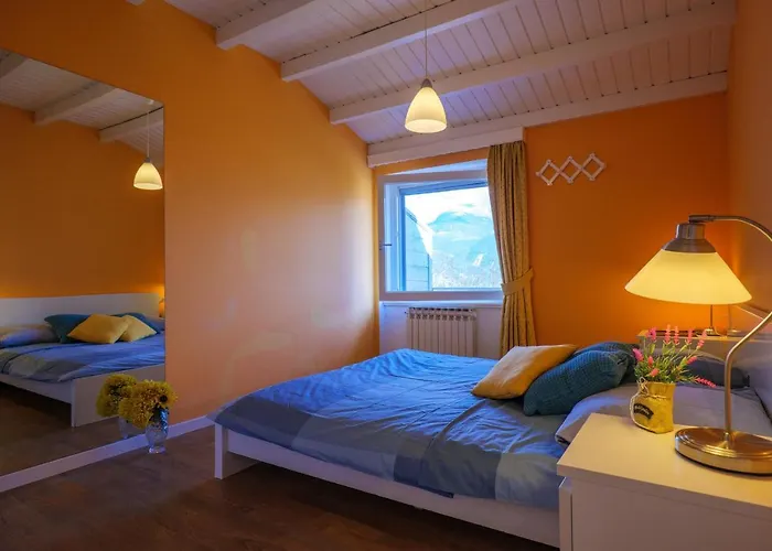 Casa Del Sole Aparthotel Colico